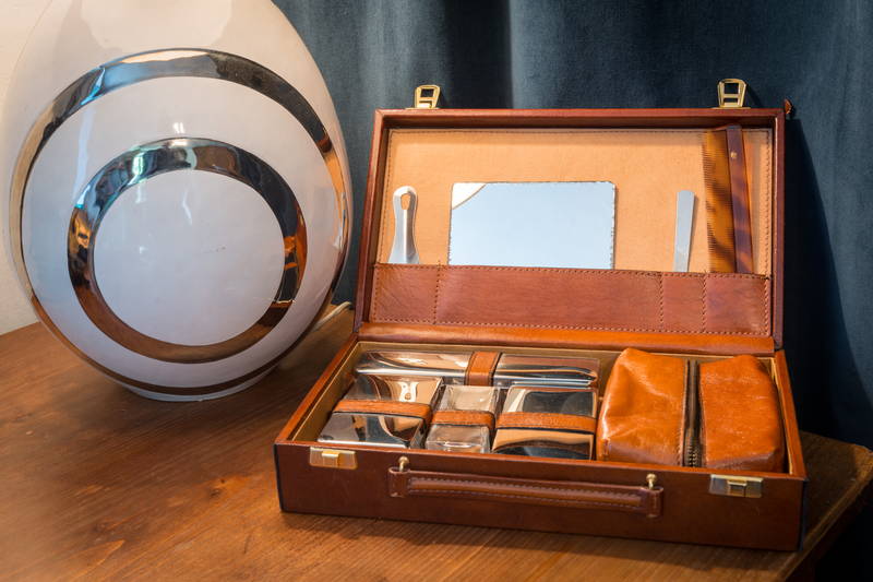set da viaggio da uomo anni ’60 